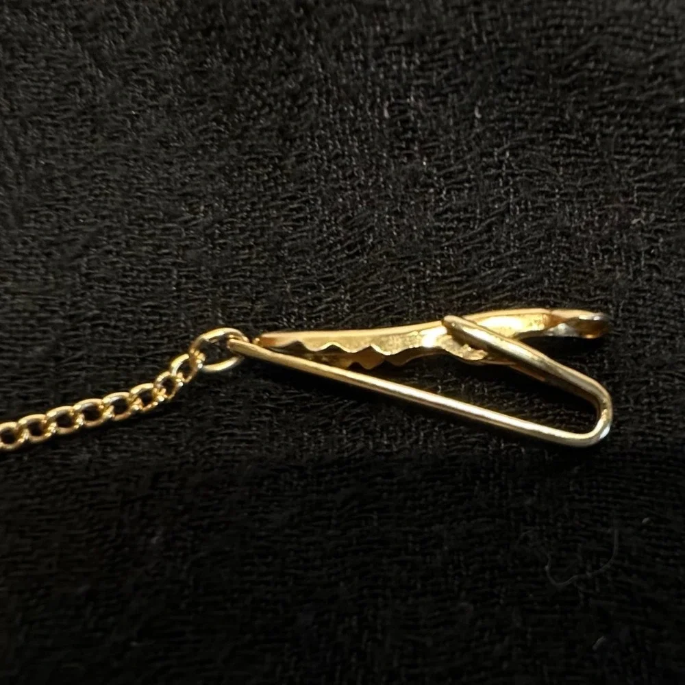 Vintage Hickok USA Tie Clip with Chain &‎ Faux Pearl Drop
